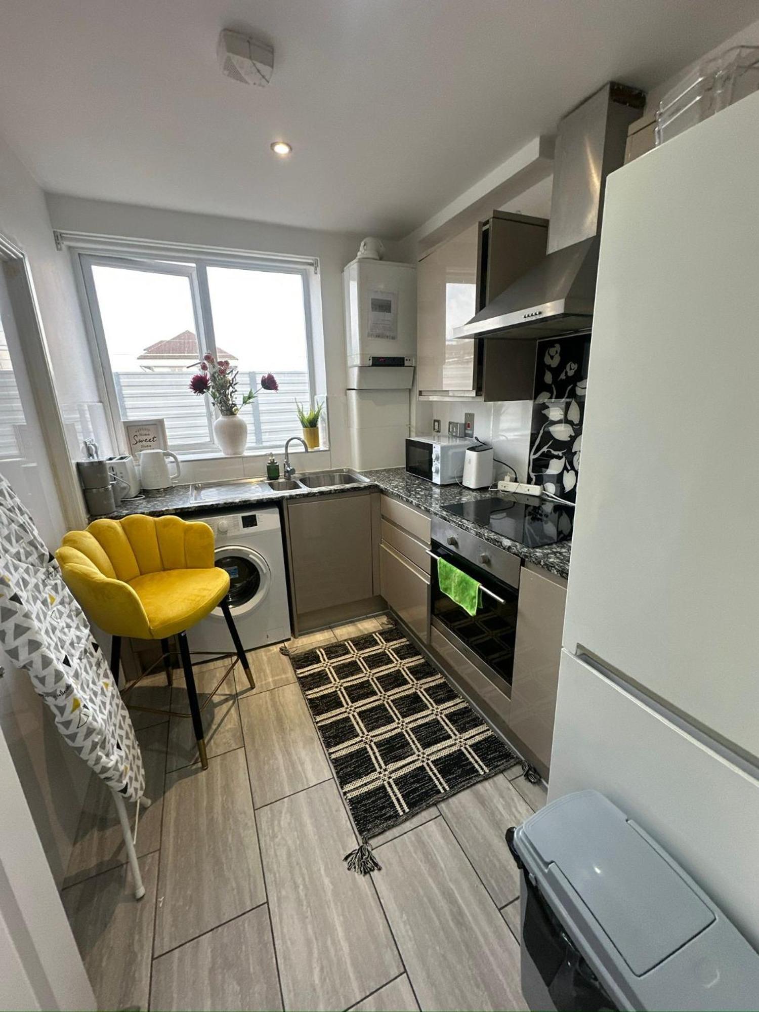 Cosy Luxurious Room In The Heart Of London Exterior photo